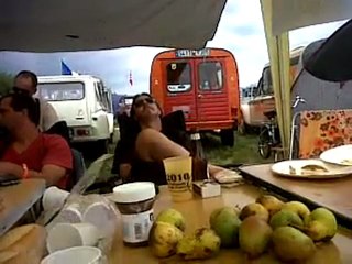 Mondiale 2CV, la sieste !