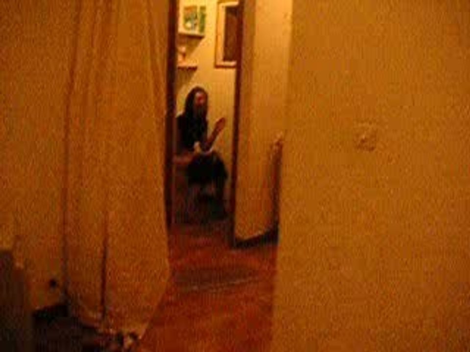 céline au toilette