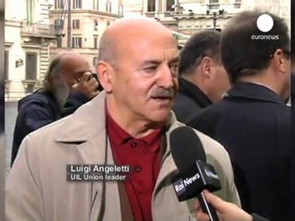 Italy unions unconvinced by Monti's austerity plan