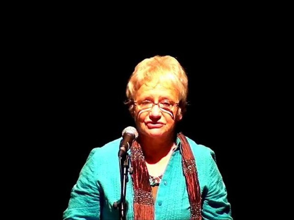 19 Thérèse Ponsable - scène slam mons - 17-11-2011