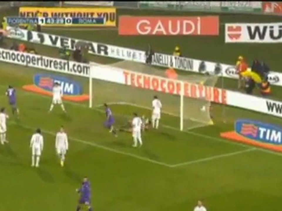 Florenz schießt den AS Roma ab