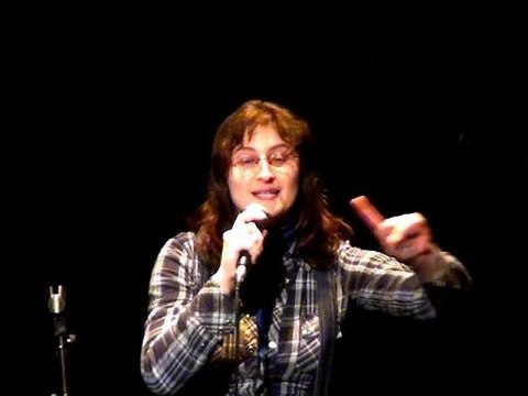 27 Colomba - finale - scène slam mons - 17-11-2011