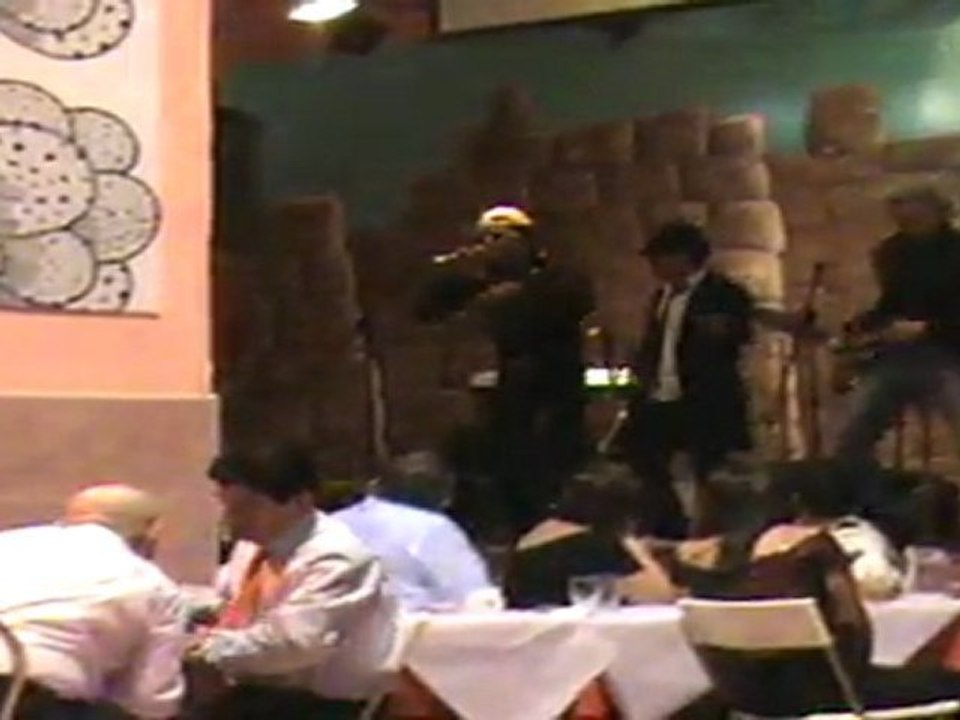 El Grupo Musical Bachatero Dark White cantaron en las Bodas de Oro de Mis Tios Abuelos =D