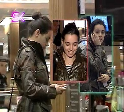 ÖZGÜ NAMAL, KAMERALARA SIFIR MAKYAJ YAKALANINCA FENA PANİKLEDİ