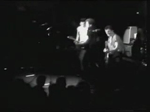 The Clash - Guns of Brixton