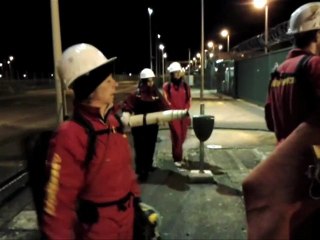 Les activistes de Greenpeace arrivent sur place