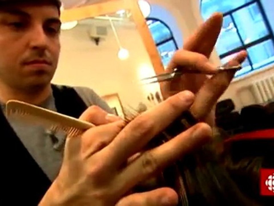 Téléjournal - Coiffeurs contre la violence conjugale