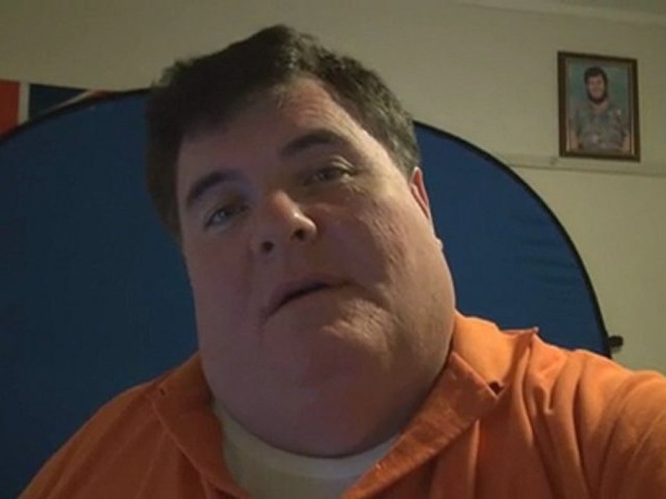 UK LONDON RIOTS!!! SHOOT THE RIOTERS AND LOOTERS I SAY!!!