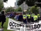 Des indignés tentent de... lol - Occupy Wall Street Melbourne