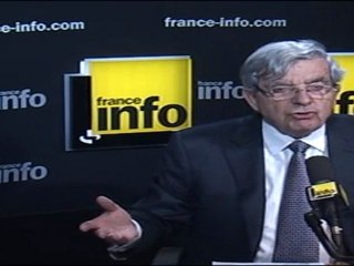 Chevènement(MRC) : les agences de notation sont "ubuesques"