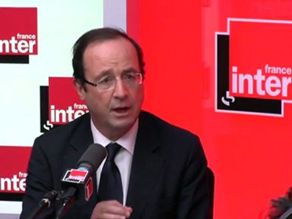 Crise : Hollande souligne "l'échec de la politique de Sarkozy"