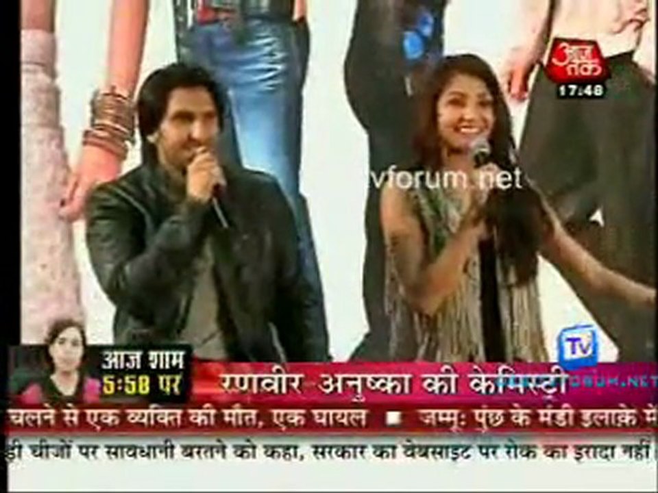 Movie Masala [AajTak News] - 6th December 2011 Part2