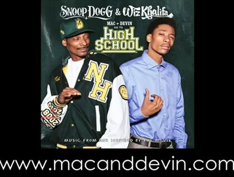Snoop Dogg & Wiz Khalifa - Smokin' On ft. Juicy J [Audio]
