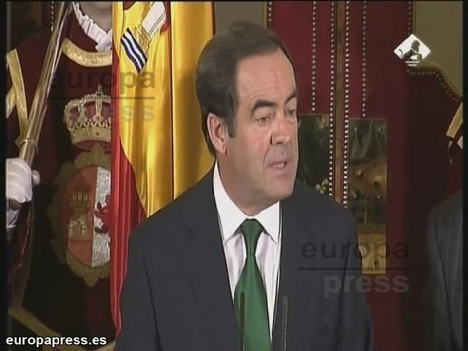 Bono pide caminar juntos en su último discurso