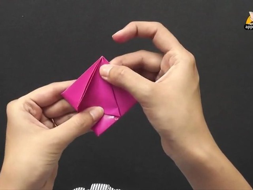 Origami - How to make a Tulip