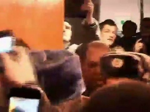 Arrivée d'Alexeï Navalny au tribunal