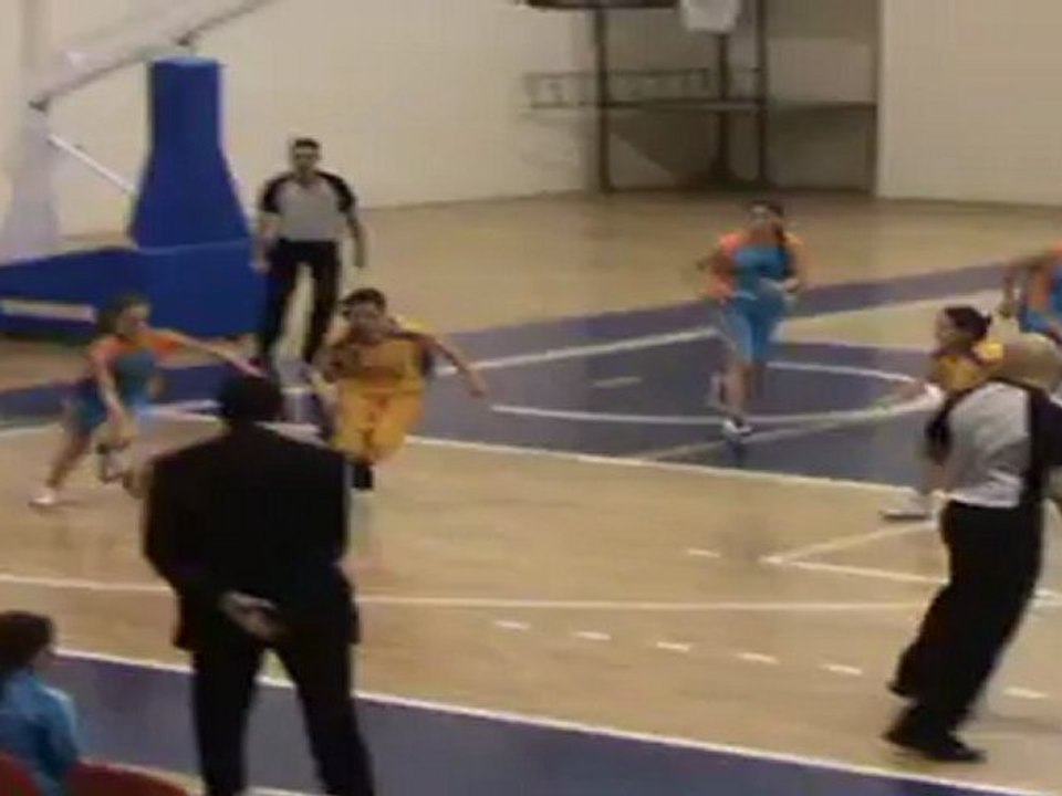 Gemlik Gücümspor - Umut Gençlik = 10 - 74 (3. Periyod)