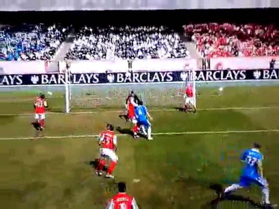 GOLAZO de Raul Meireles .-. Chelsea - Arsenal - FIFA 12