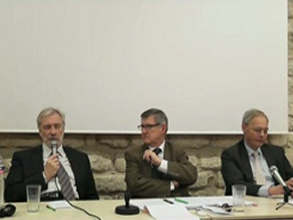 3 - Paul Jorion, Pierre Lecocq  -  La finance sert-elle encore l'économie? -   Les Débats Varenne -  5 déc 2011-