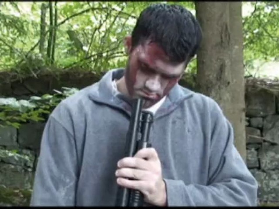 Eat "Du Sang Près de la rivière"  western-horreur