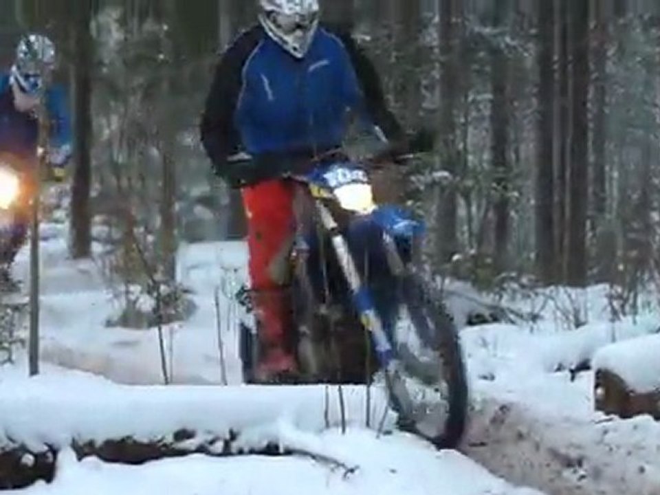 Kimi Räikkönen driving Enduro in Finland 6.12.10