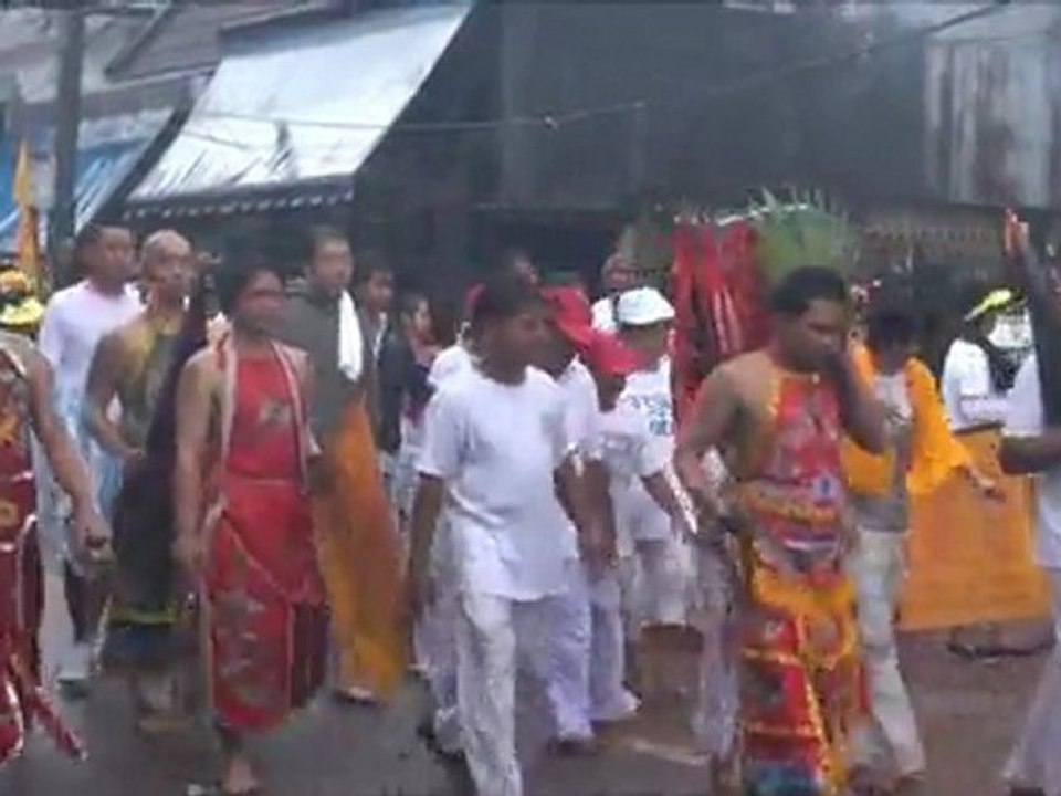 Phuket Vegetarian Festival 2011  03 (JuiTui) ถือศีลกินผัก