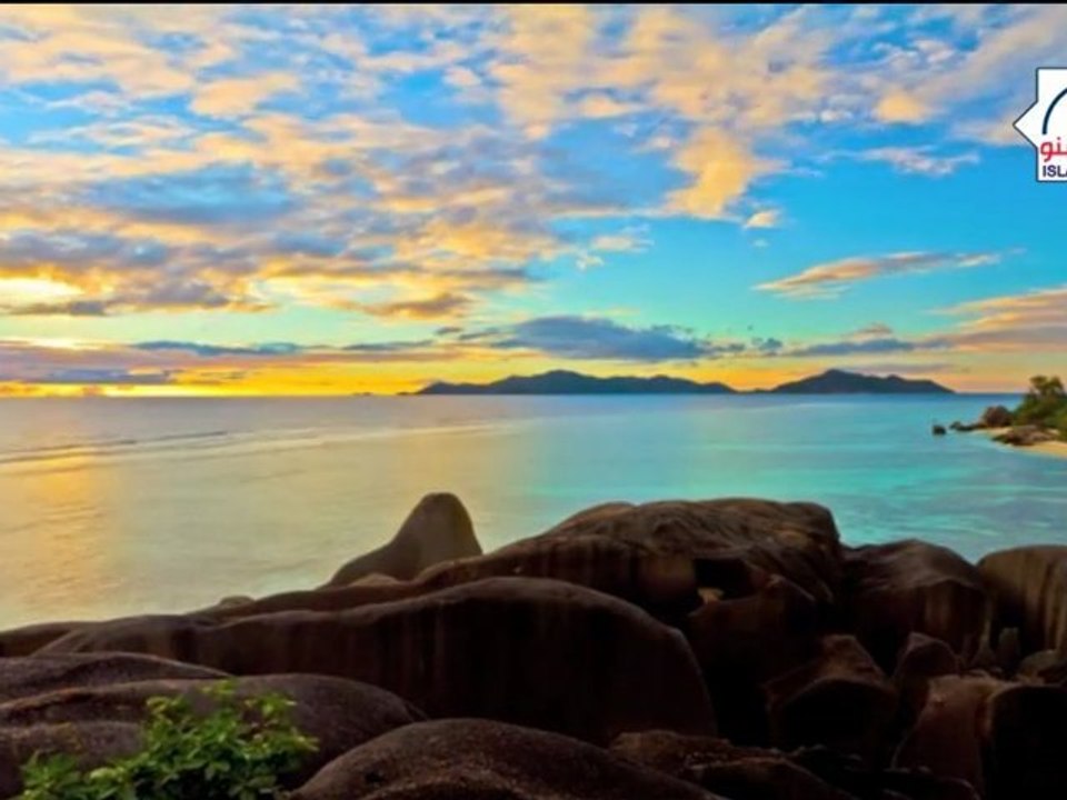 مقطع مبكي للشيخ ادريس ابكر