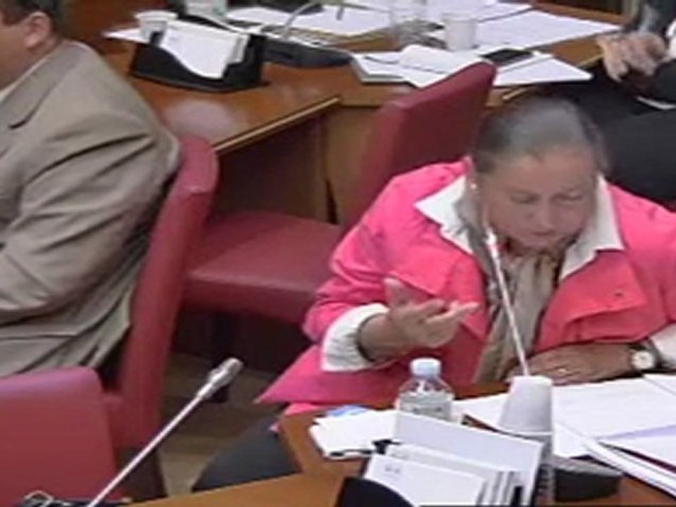 08/11/11 Commission des affaires culturelles. Budget 2012 : mission Sport, jeunesse et vie associative ; Service civique