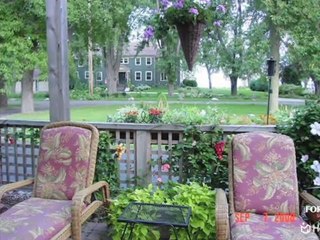 Decorating Outside - ForRent.com