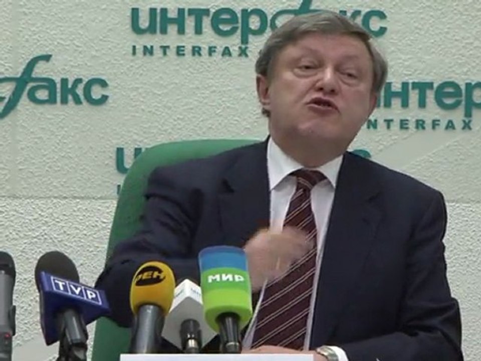 Putin popularity waning says Russian opposition