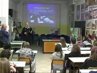 Icaro Tv. I Carabinieri a scuola per parlare di droga