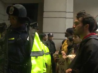 Etats-Unis: les anti-Wall Street manifestent contre les lobbies