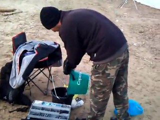 Comment ramasser de l'eau sans se mouiller les pieds!