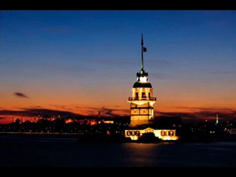 YALNIZ BIRAKIP GİTME BU AKŞAM YİNE ERKEN