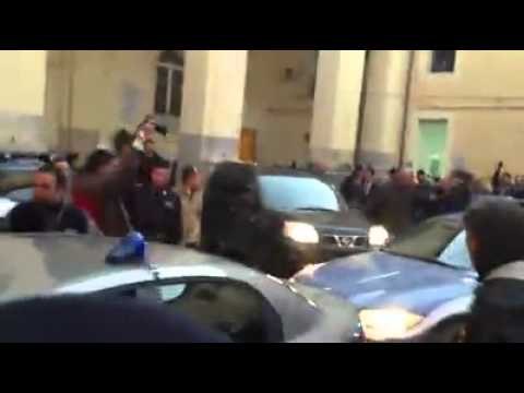 Caserta - Cattura Zagaria, l'uscita dalla questura