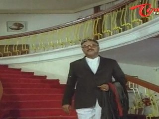 Sobhana Prosecutes Suttivelu Case - Telugu Comedy