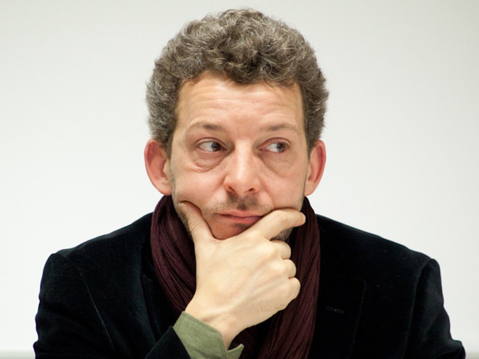 Erwan Lecoeur - "Banlieues et communication"