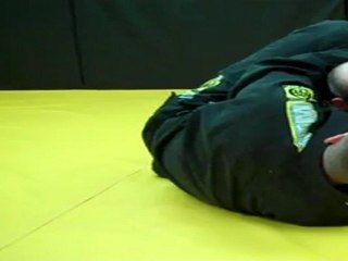Triangle from the Closed Guard