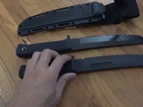 Cold Steel Recon Tanto Kraton Handle with Black Blade (Secure-Ex Sheath)