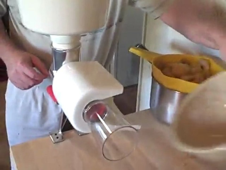 B2B Food Strainer & Sauce Maker