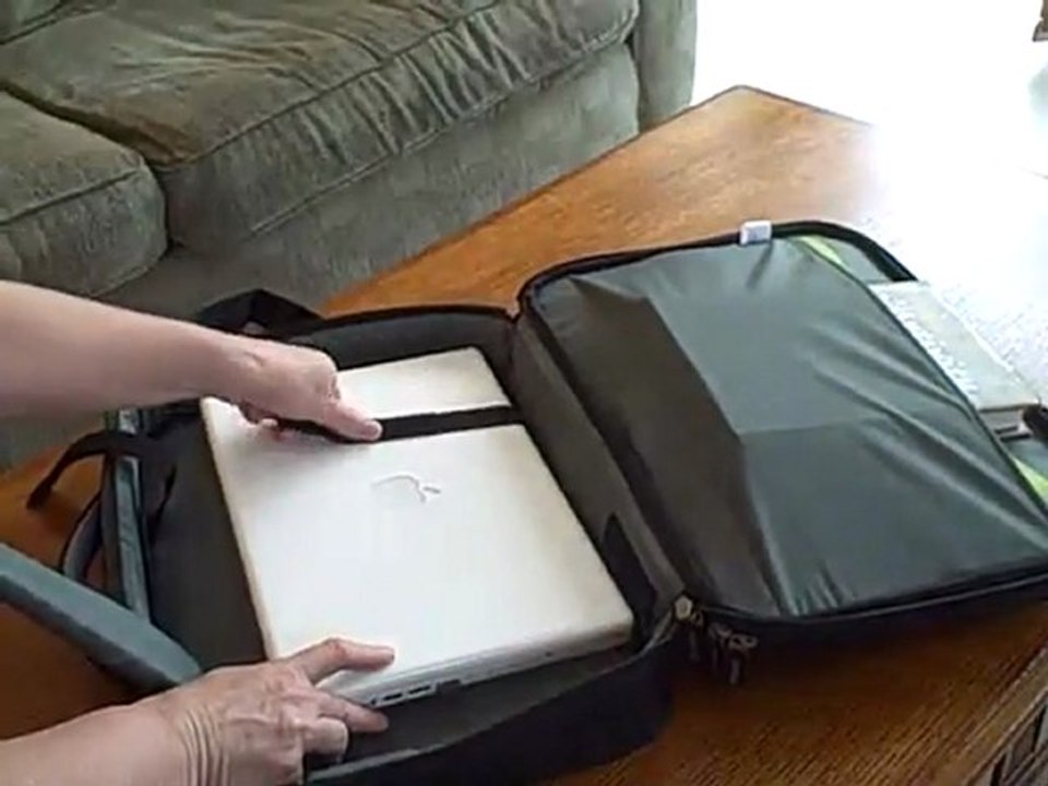 Case Logic 16 inch Laptop Briefcase