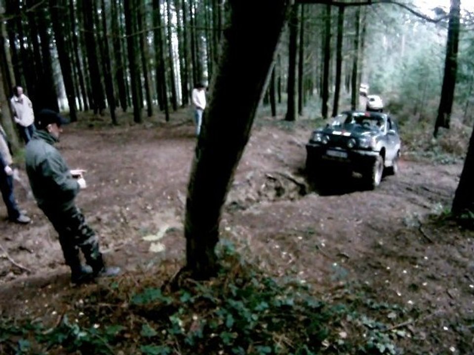 Monique Chaverot Montée impossible de la Chapelle Téléthon 2011 Maizilly (42)  Caméra GOPRO katie 0104