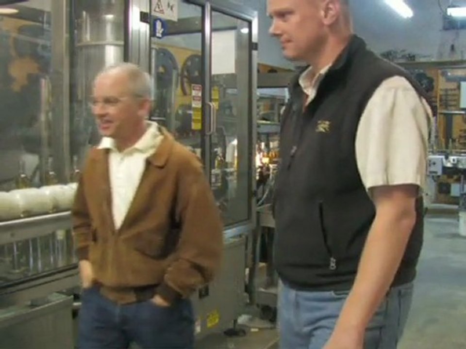 Schwimmende Solarzellen für klimafreundlichen Wein