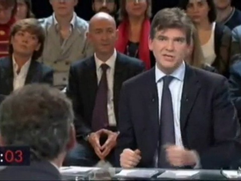 Débat :  A.Montebourg / F.Bayrou sur France 2 "Des Paroles et Des Actes"