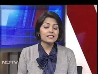 US jobless claims fall to nine-month low