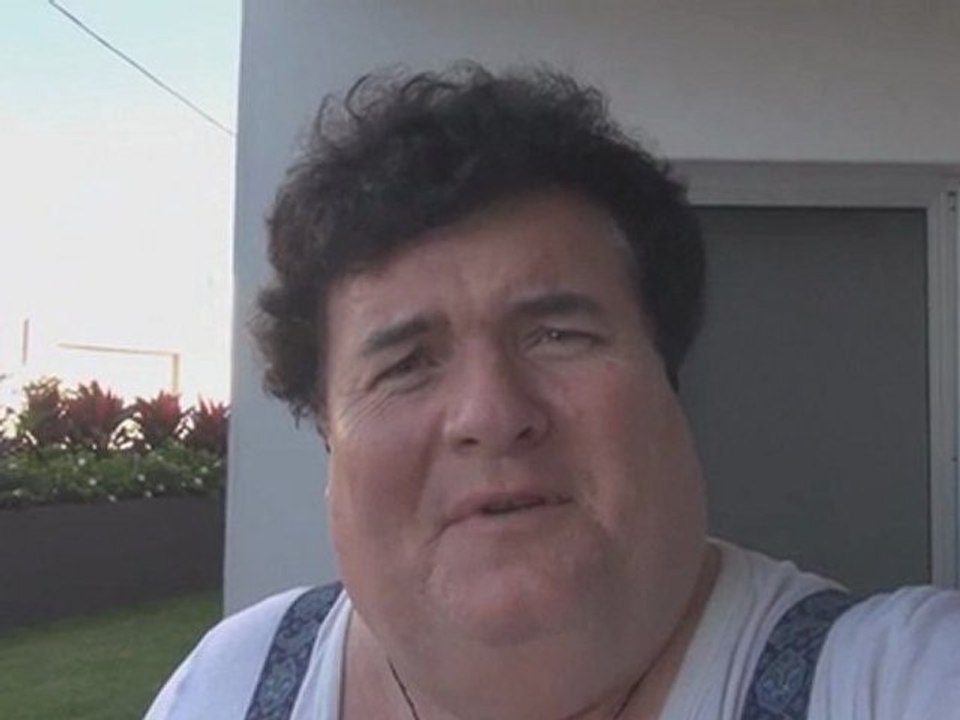 Justin Bieber Haters Are Mean!!!