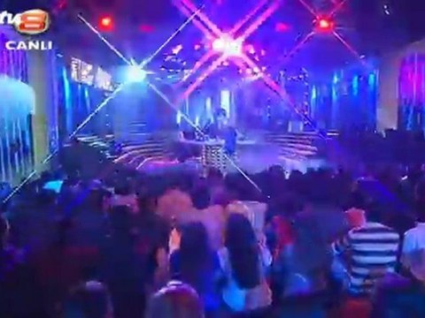 Ebru Yaşar - Şüphe klip