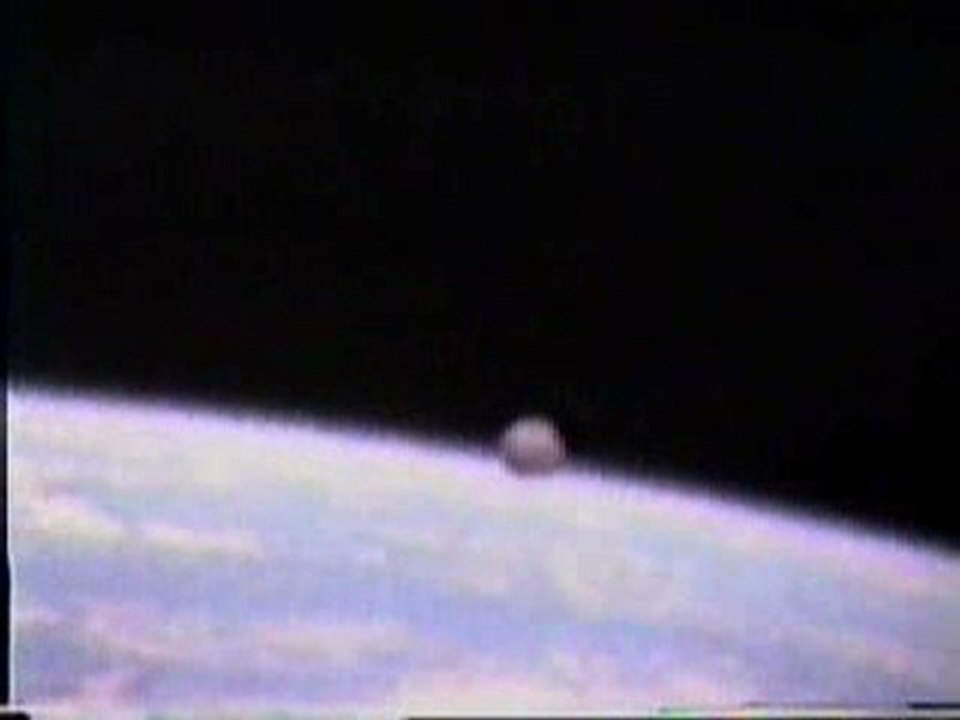 un UFO International Space Station Assembly Video - 1