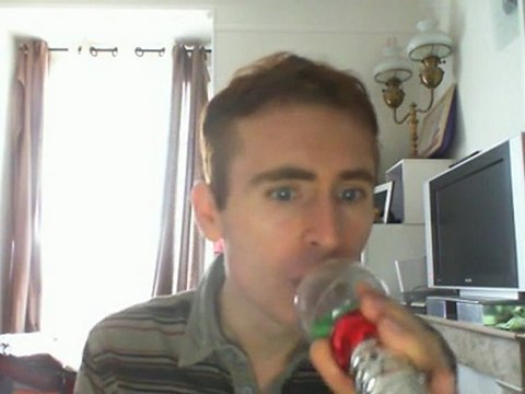 Wiwi égratigne toutes les nuits de Colonel Reyel