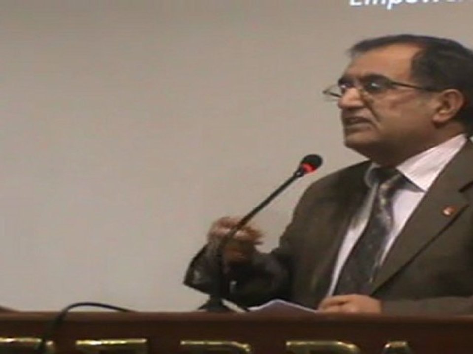 16- (02.12.2011) - Demokratik Değişim Gurubunun Düzenlemiş Olduğu; 660 Sayılı Kanun Hükmünde Kararname ve Bağımsız Denetim Konulu Panel